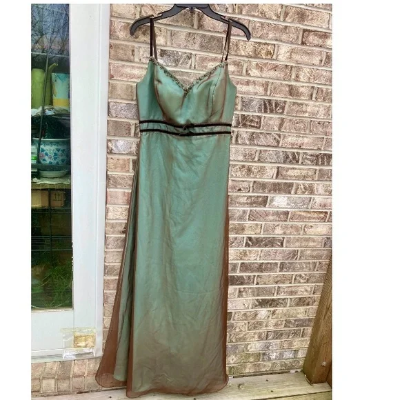 Y2K Green & Brown Fairycore Prom Dress - www.joarbit.com Y2K Green & Brown Fairycore Prom Dress - www.joarbit.com